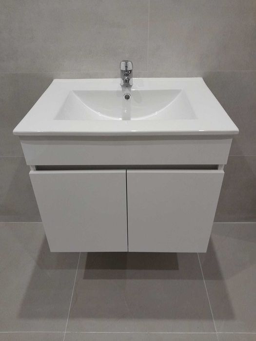 Moveis casa de banho novos