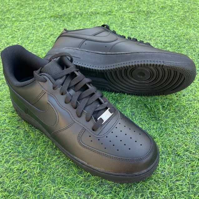 Buty Nike Air Force 1 Low '07 Black R.42