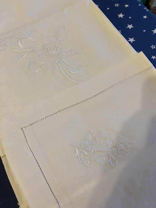 Комплект скатертина і серветки ручна робота