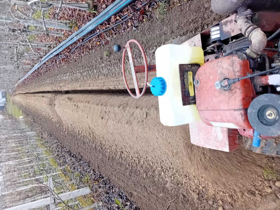 Usługi Koparką łańcuchową /Wykopy liniowe