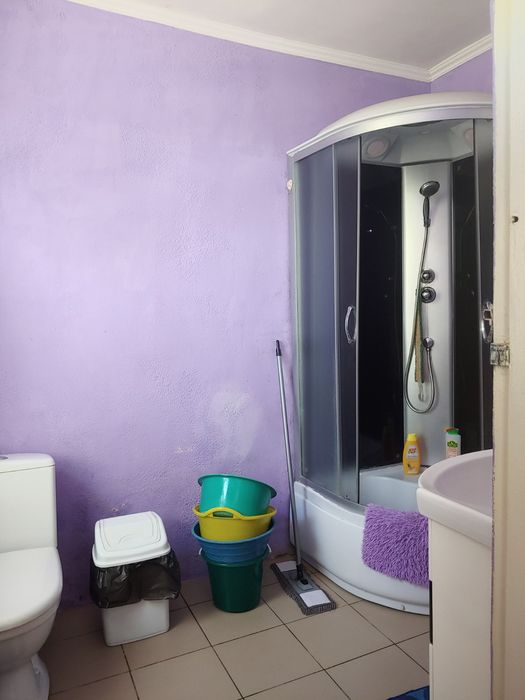 продажу компактний будинок у центрі,