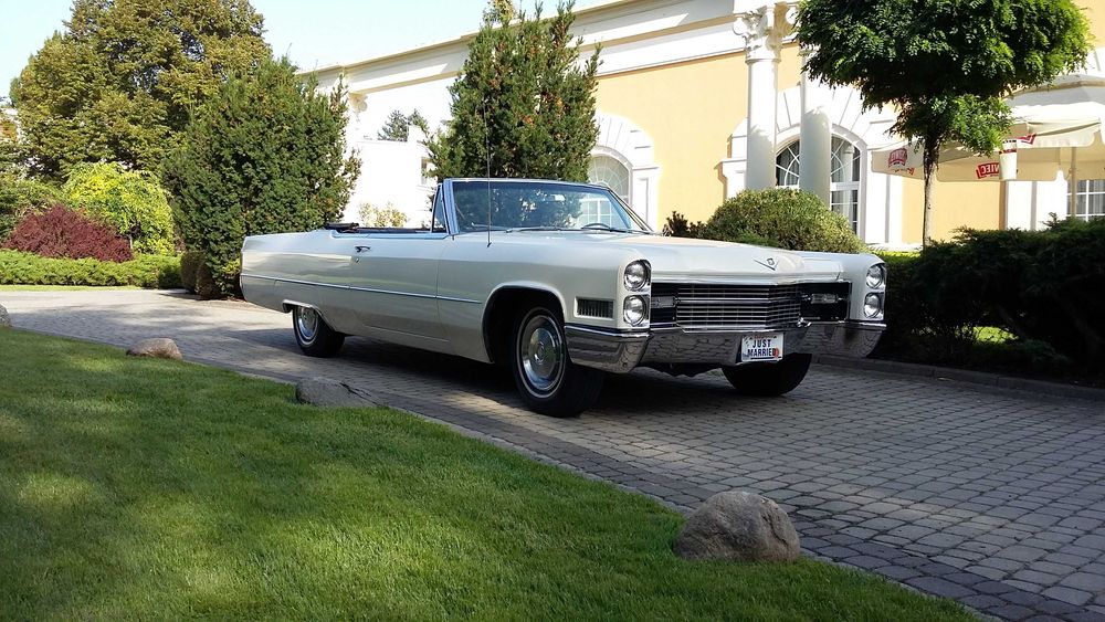 Auta do ślubu. Cadillac DeVille Cabrio/Cadillac DeVille Coupe.