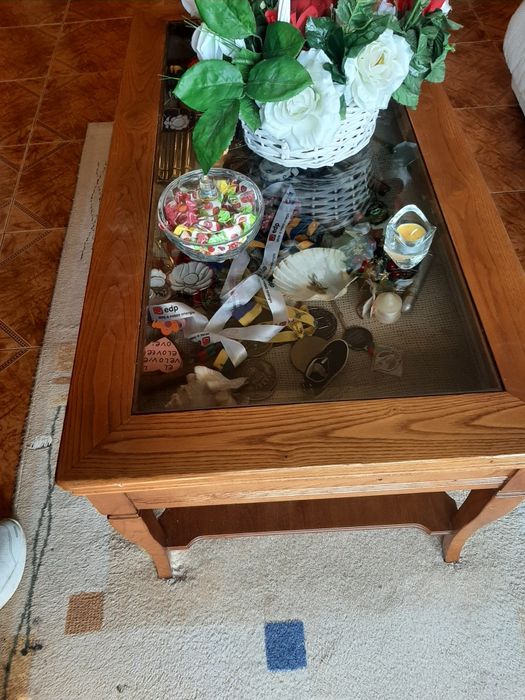 Mesa de Centro em Cerejeira