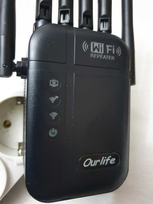 Репитер, Ретранслятор Wi-Fi 2.4GHz 300 Мбит/с 6 антенн