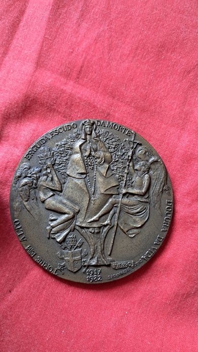 Medalhas antigas e valiosos