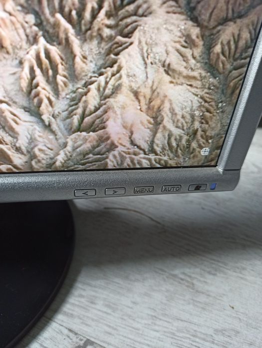 Monitor LCD do komputera