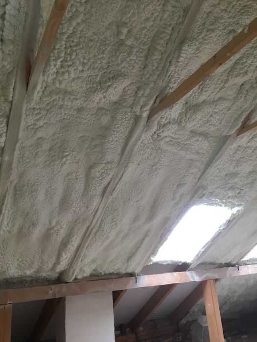 ППУ Утеплення піною (ПІНОПОЛІУРЕТАНОМ) житлових і промислових об’єктів