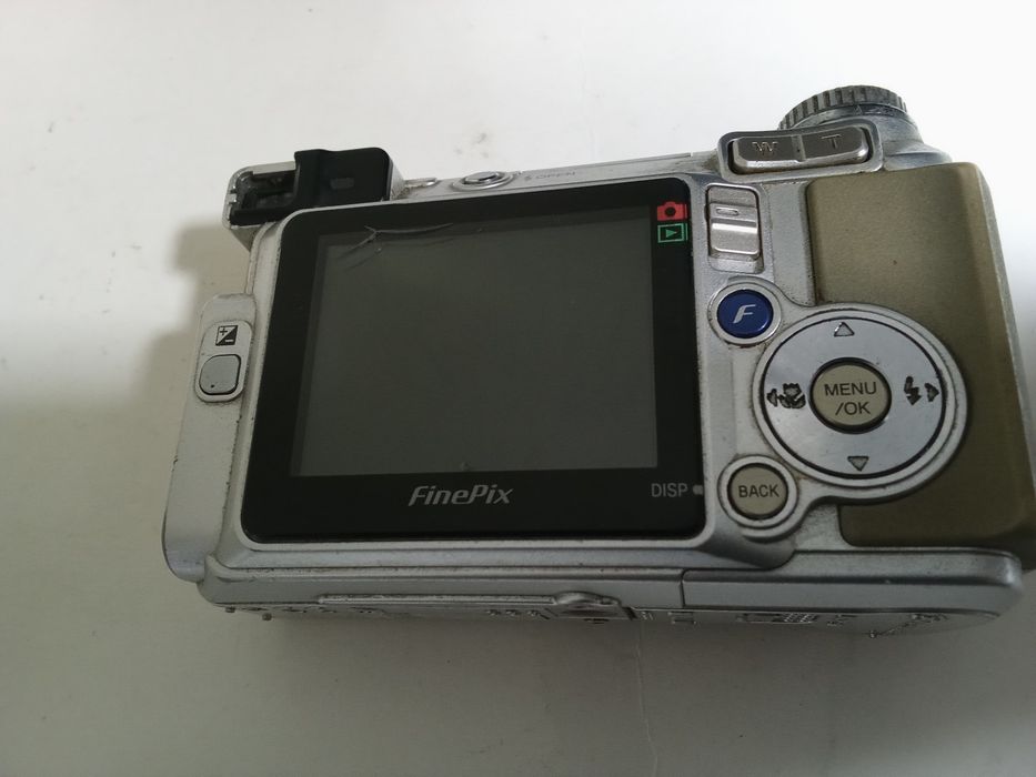 Фотоаппарат Fujifilm FinePix Е500
