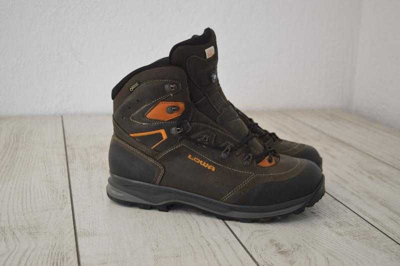 Lowa lavaredo hot sale