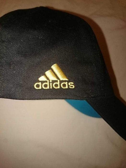 Колекційна олімпійська бейсболка adidas в ідеальному стані