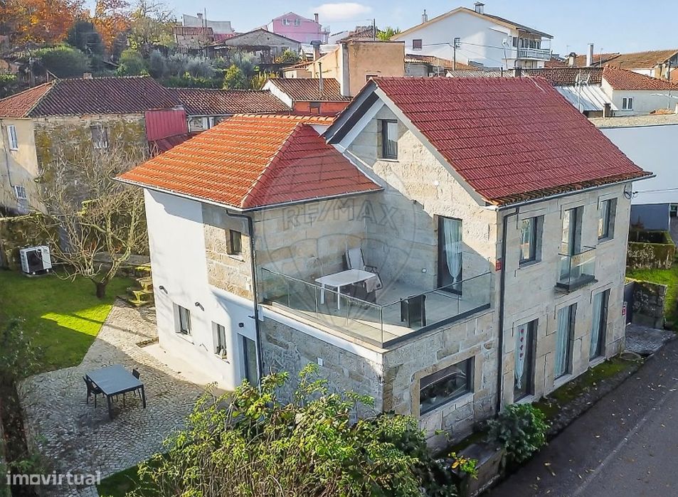 Moradia T4 para venda