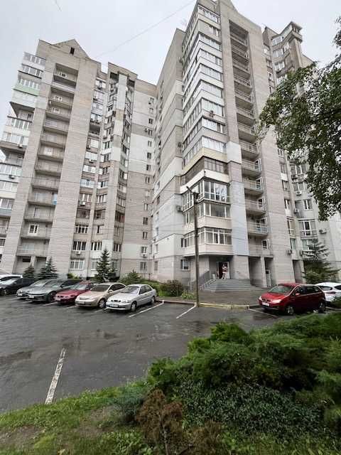 3-х комнатная квартира на Казакова (проспект Гагарина)