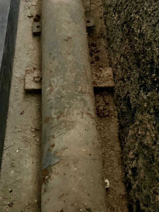 Poste para publicidade exterior