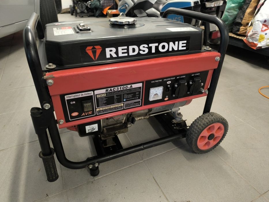 Aluguer Gerador ao Dia 3000 Watts