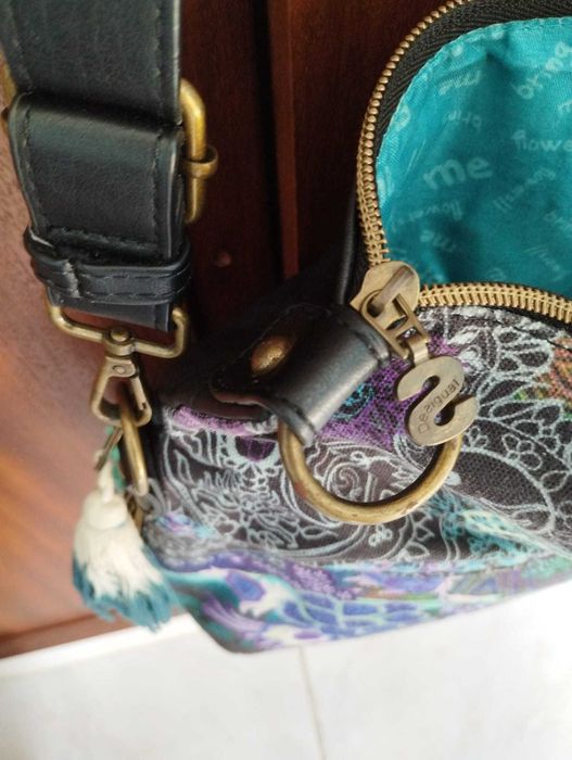 mala marca Desigual