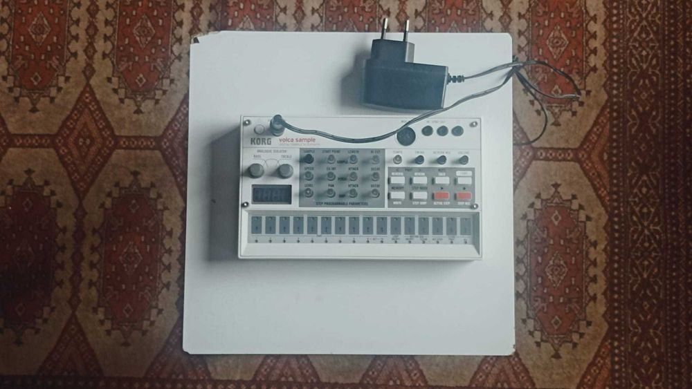 KORG volca sample
