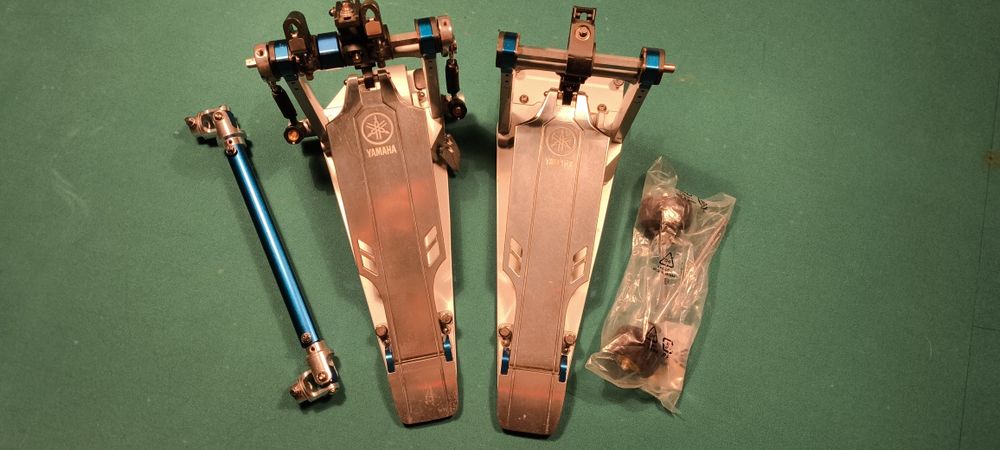 Pedal duplo Yamaha DFP9C Direct Drive