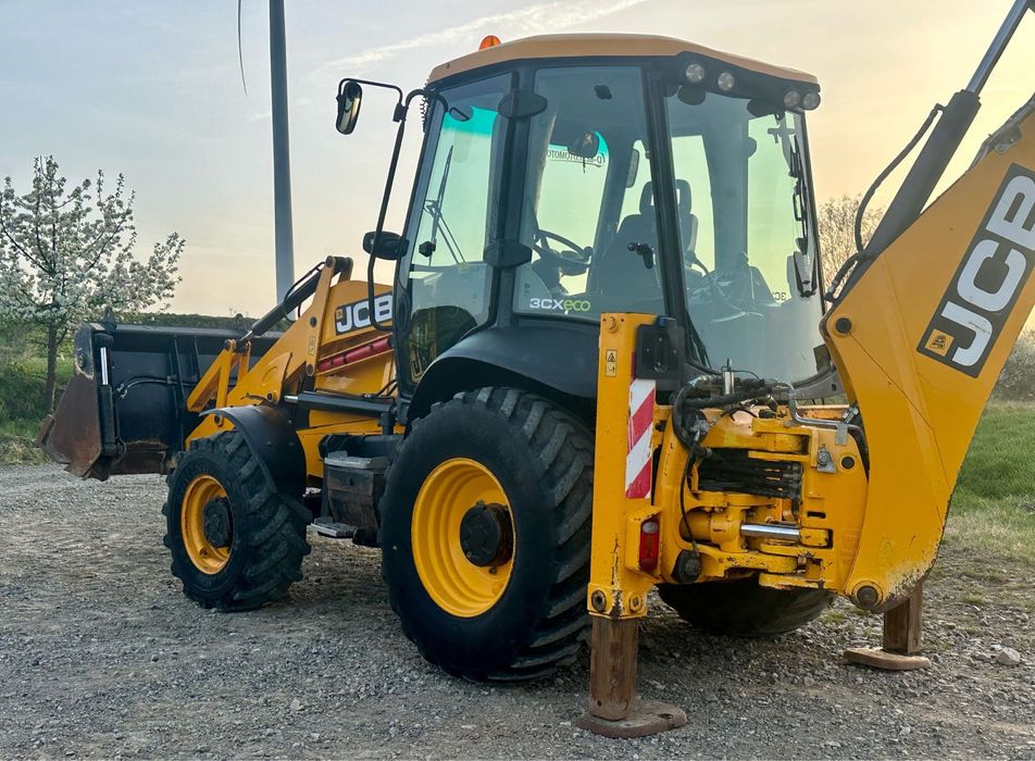 Екскаватор навантажувач jcb 3cx