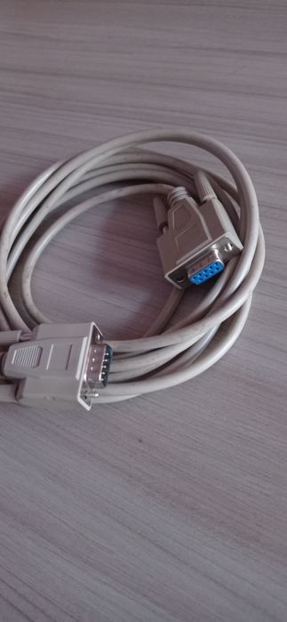 Kabel połączeniowy RS-232 9F/9M. 3 metry.