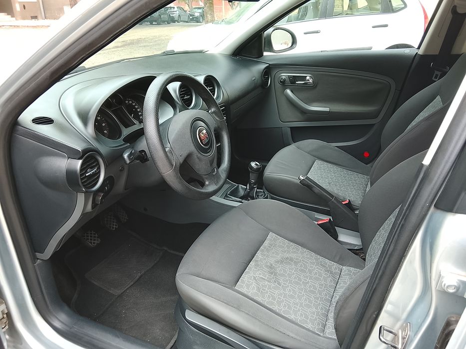 SEAT Ibiza — fotografia 5