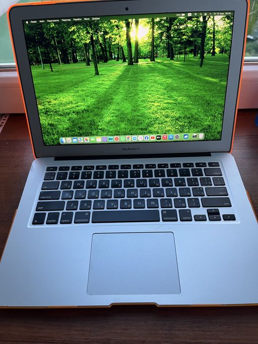 Macbook Air 13.3 4/128 2014 Neverlock