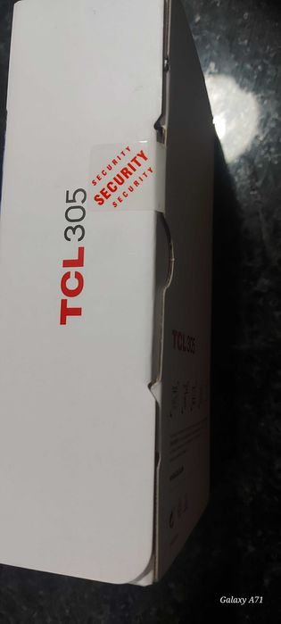 TCL 305 Novo em caixa