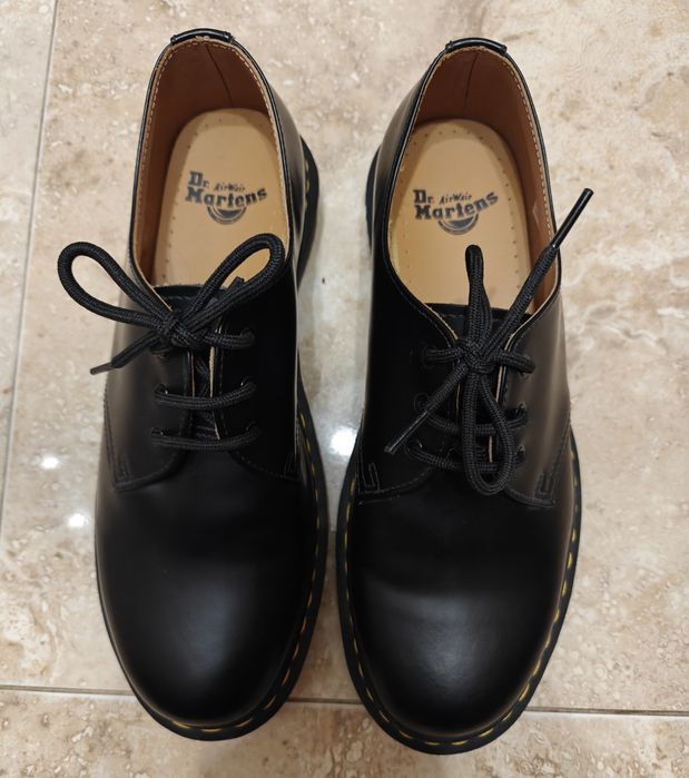 Чоловіче взуття Dr. Martens