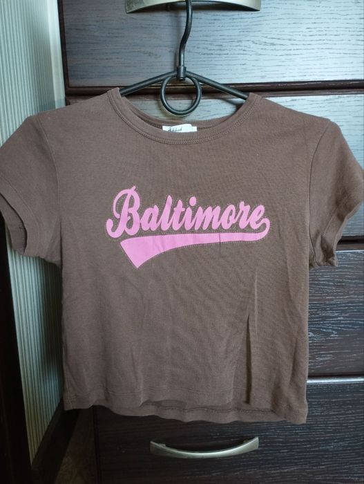 Коричневий топ-футболка