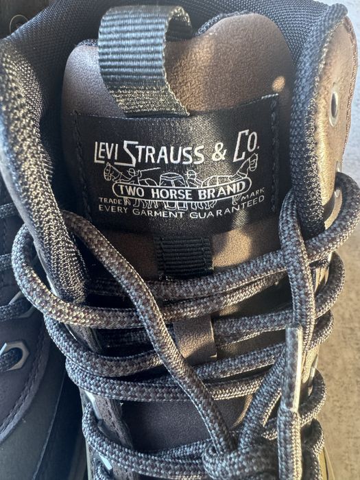 Черевики чоботи  мужские ботинки Levis