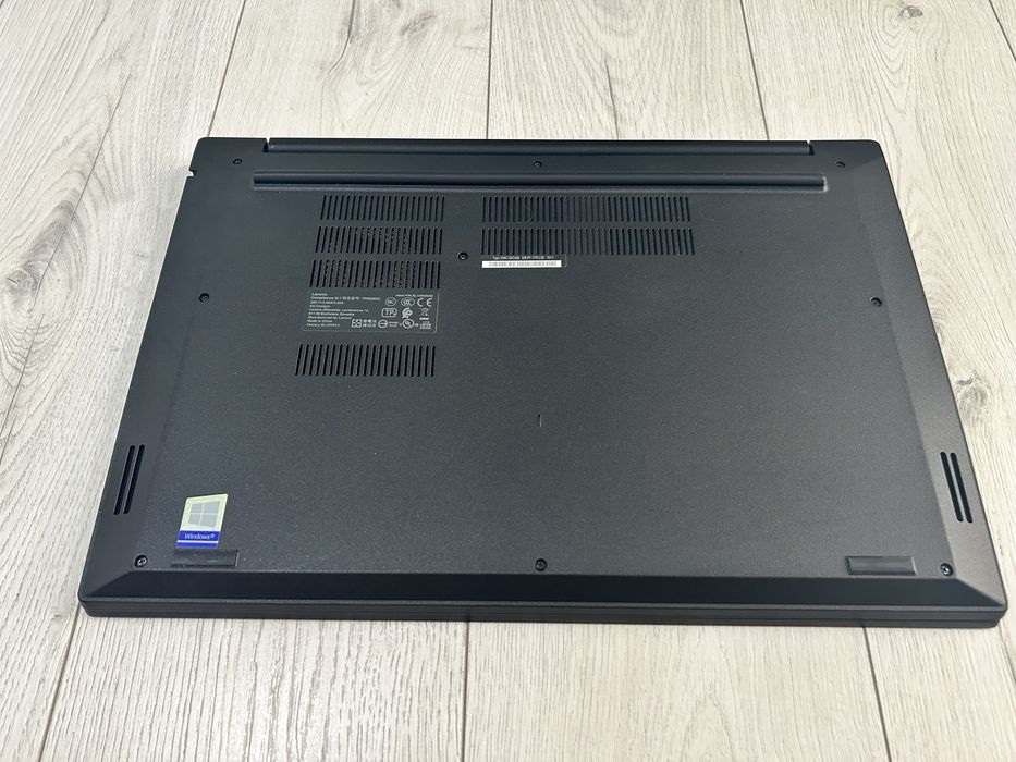 Laptop lenovo ThinkPad E590 i5 8gen 8gb/240gb SSD