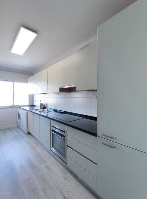 Quarto Novo Linda-a-Velha individual (1 pessoa)