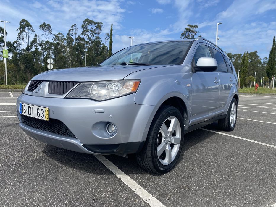 Mitsubishi Outlander 2.0. 7-Lugares