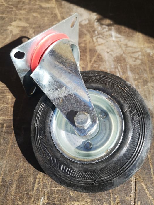 Колёса поворотные.