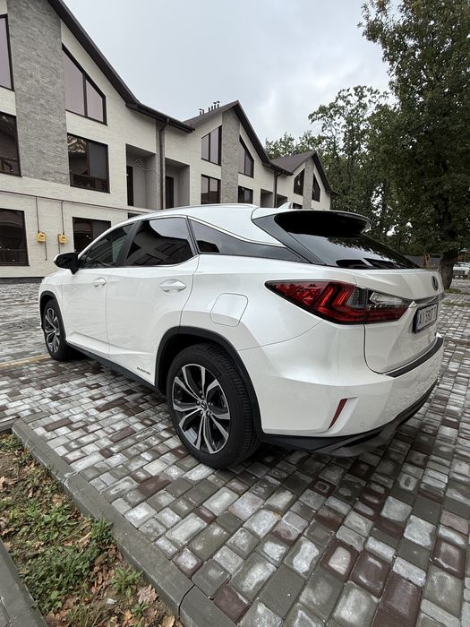 Продам lexus rx 450h 2019