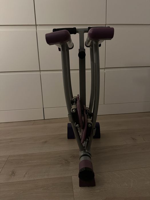 Przyrząd do ćwiczenia nóg LegMaster