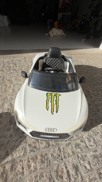 Audi r8 bateria criança