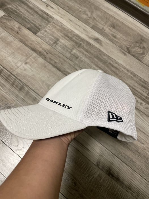 Кепка Oakley New Era