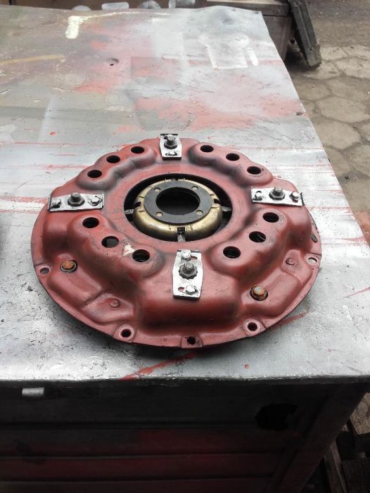 Dociski, tarcze sprzęgła, łożyska STAR 200 i 266.