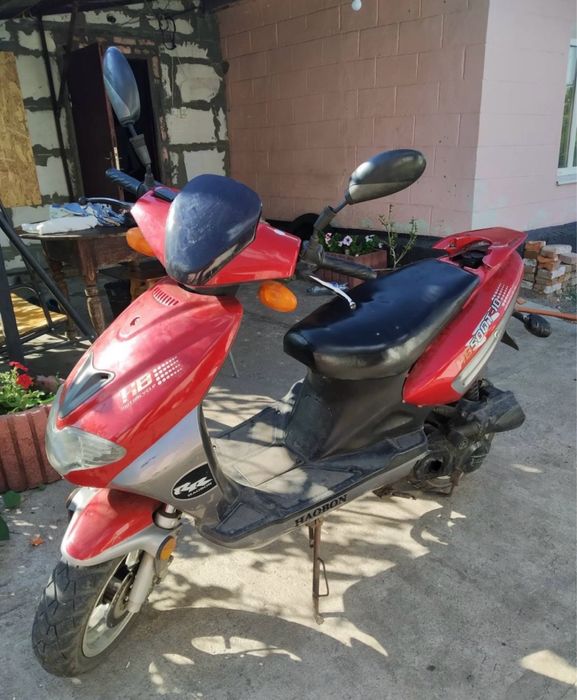 Продаж скутера потрібно поміняти декілка деталів і купити акамулятор