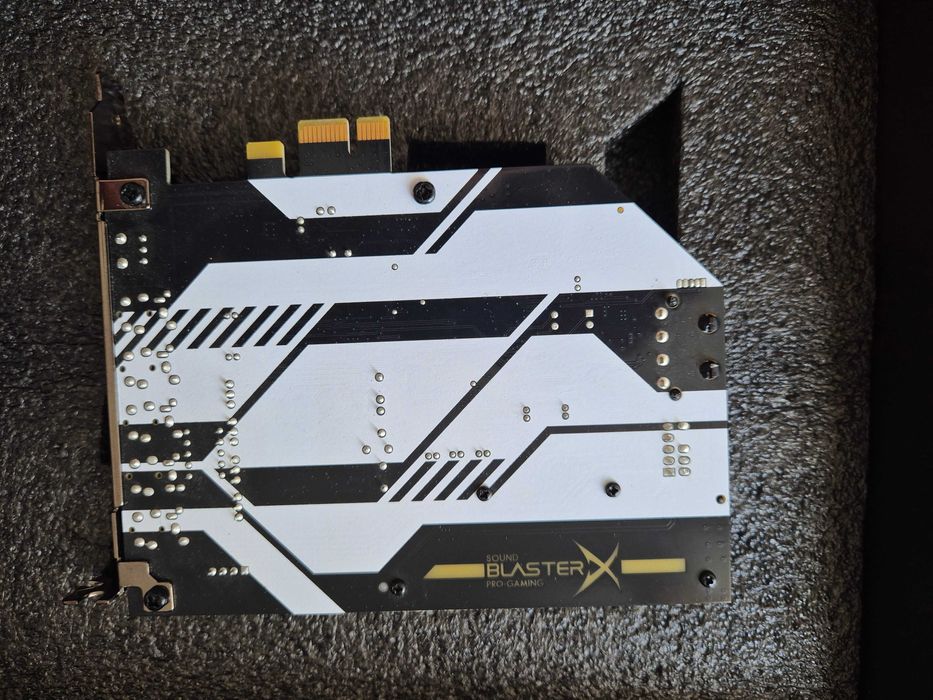 Placa de Som Creative Sound BlasterX AE-5 Plus