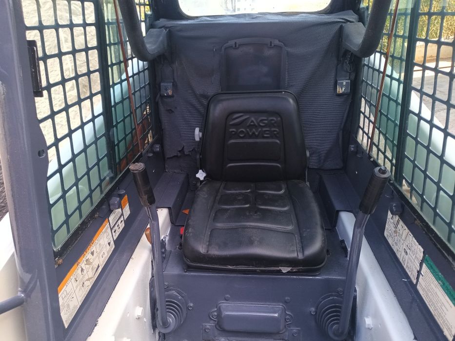 Bobcat 763 ano 2002
