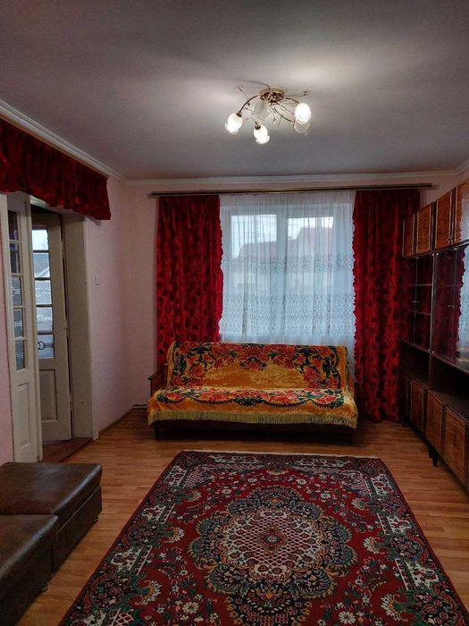 Продам житловий будинок зі зручностями