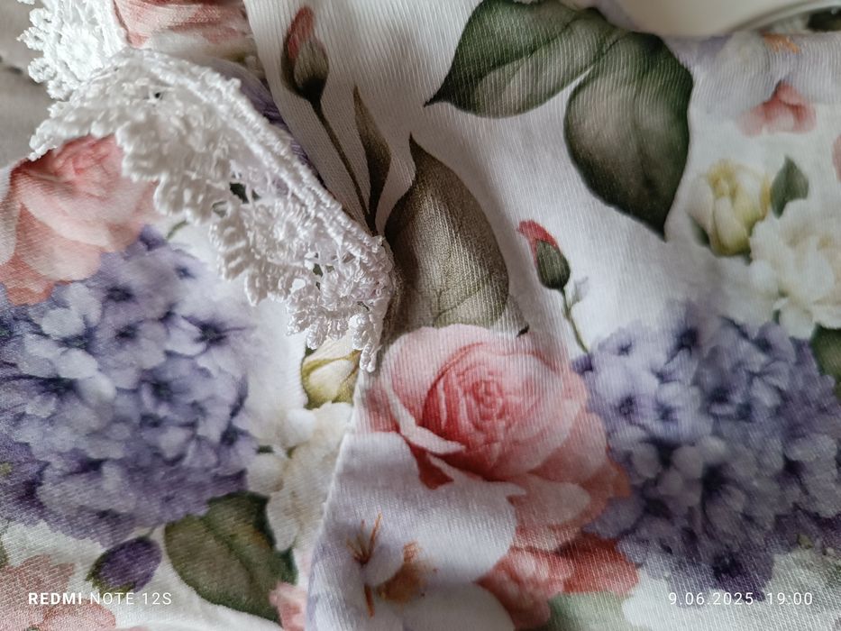 Sukienka tiulowa, kwiaty , roczek, wesele 86 r.