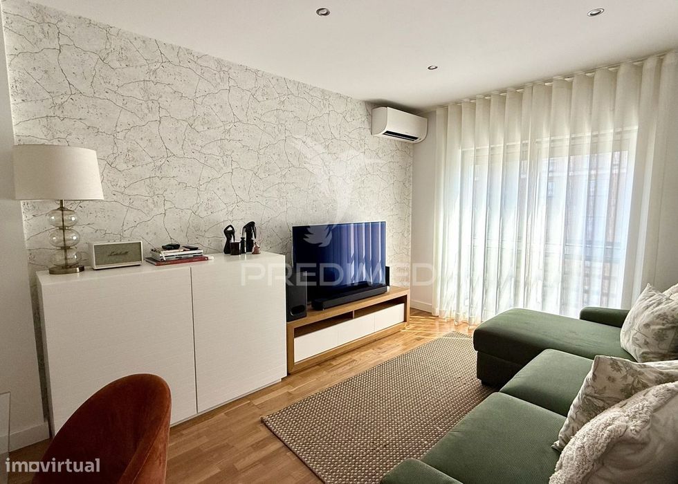 Apartamento T2 em São Domingos de Benfica
