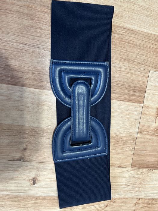 Okazja! Pas do spódnicy na gumie granatowy