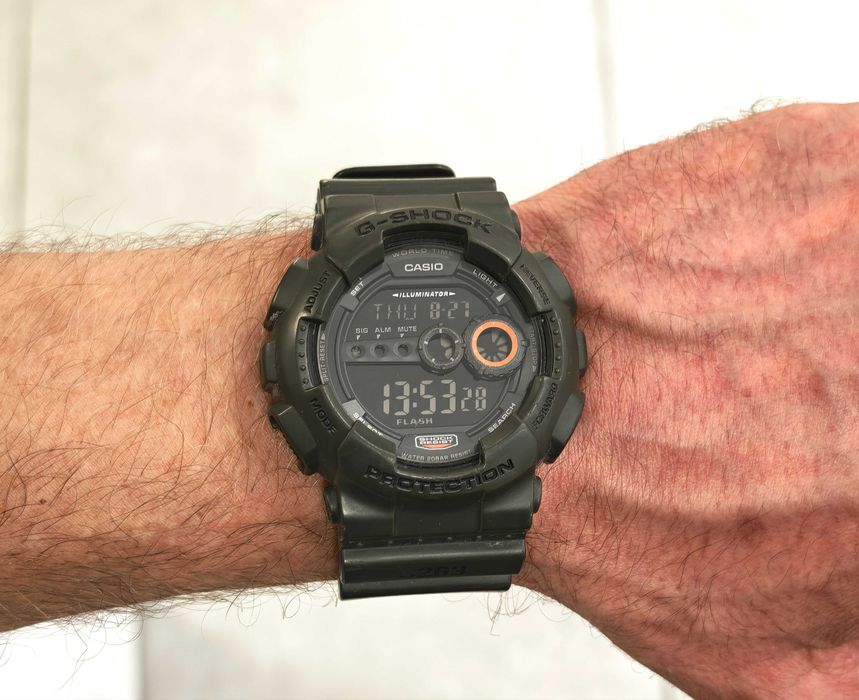 Zegarek męski Casio G-Shock GD-100MS oliwkowy 51mm