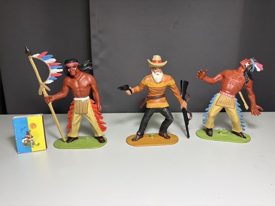 Продаются фигурки индейцев и ковбоев BIG Германия