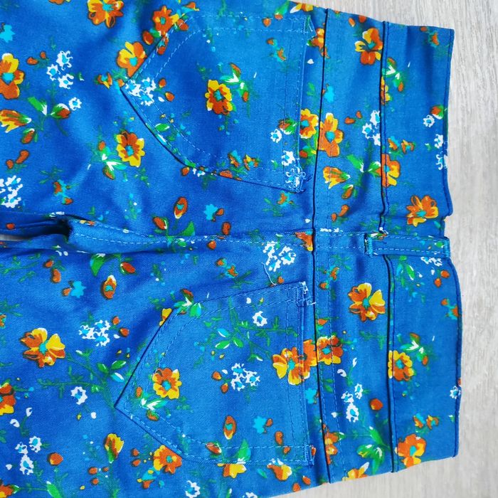 Штаны лосины Брюки на девочку 4-5 лет новые