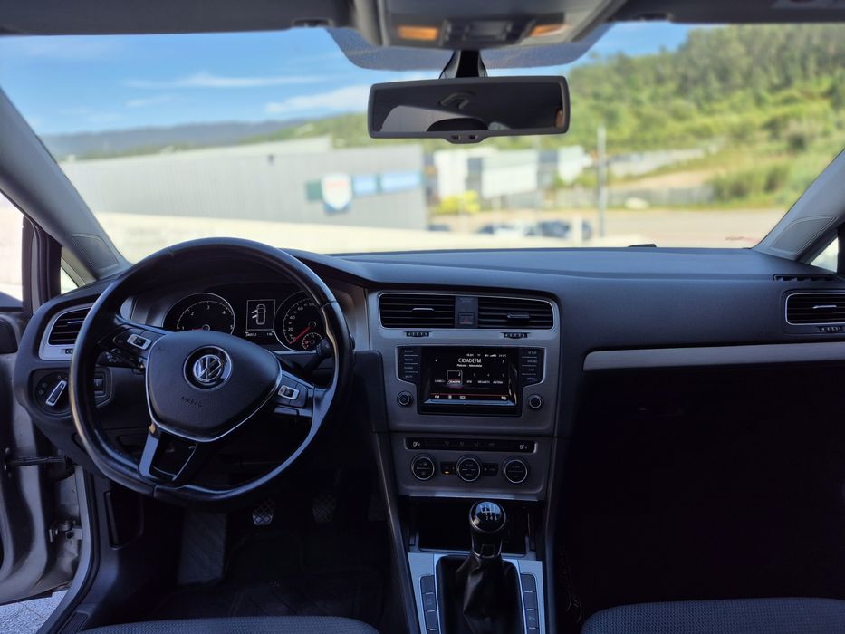 VW Golf 1.6 BlueMotion impecável nacional