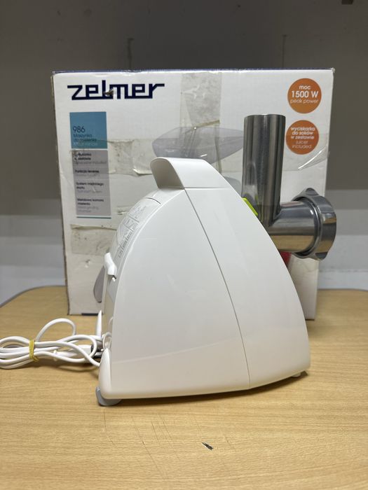 Мясорубка Zelmer 986 1500W Состояние новой